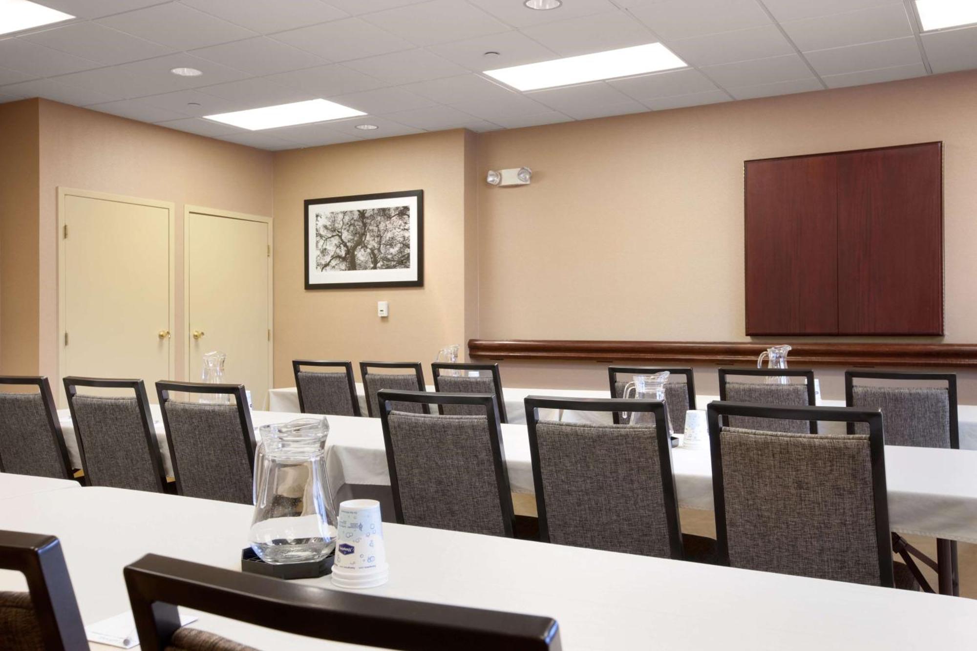 Hampton Inn Boston/Braintree Extérieur photo